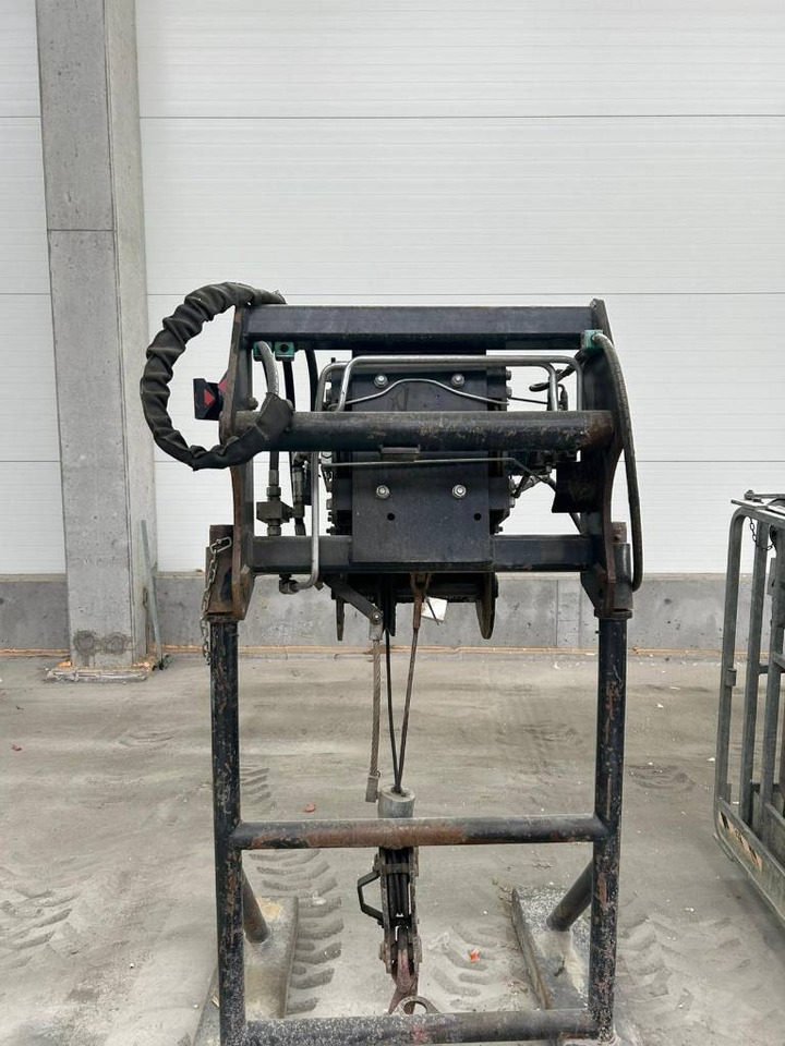 Manitou WINCH 3T - Лебёдка: фото 3 Manitou WINCH 3T - Лебёдка: фото 3