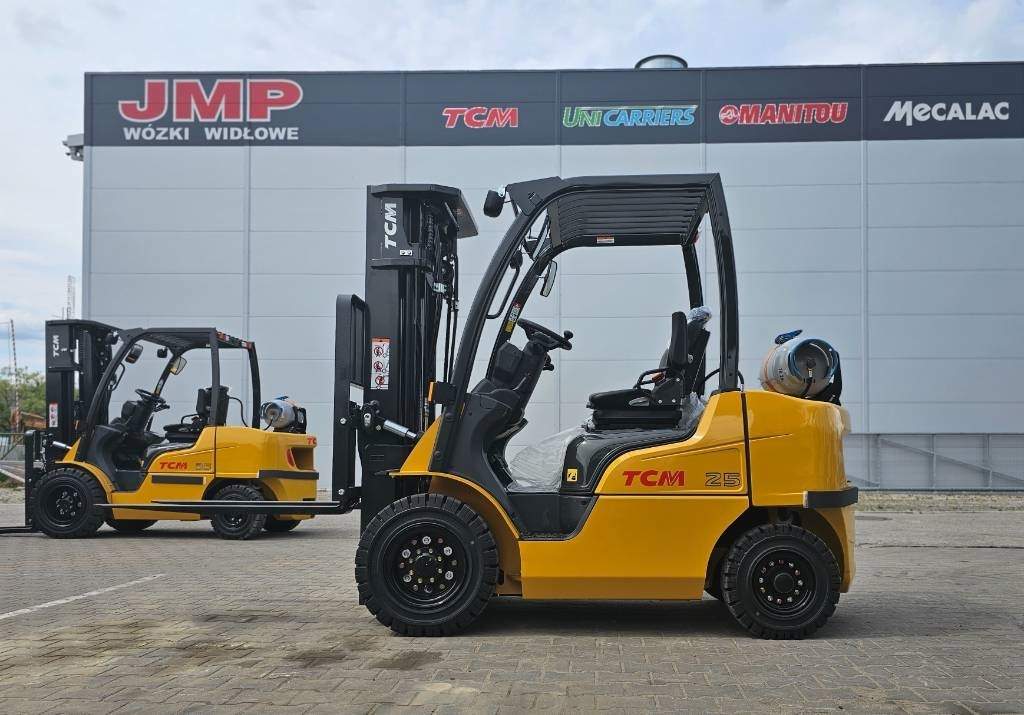 TCM FGE25-E2 UNUSED TRIPLEX 4700mm  - Газовый погрузчик: фото 4 TCM FGE25-E2 UNUSED TRIPLEX 4700mm  - Газовый погрузчик: фото 4