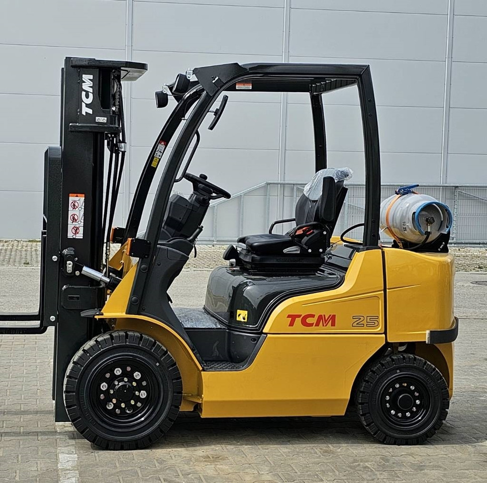 Новый Газовый погрузчик TCM FGE25-E2 UNUSED TRIPLEX 4700mm: фото 8