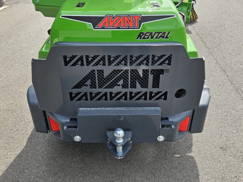 Гусеничный мини-погрузчик Avant 645i Rental mini-shovel: фото 15 Гусеничный мини-погрузчик Avant 645i Rental mini-shovel: фото 15