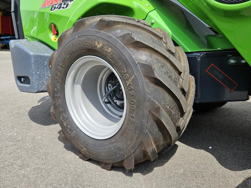 Гусеничный мини-погрузчик Avant 645i Rental mini-shovel: фото 15