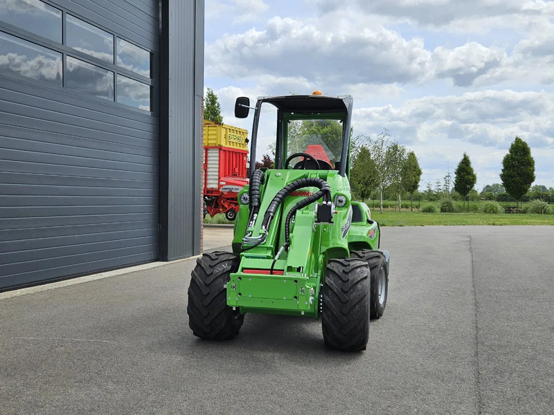 Гусеничный мини-погрузчик Avant 645i Rental mini-shovel: фото 11