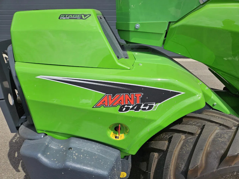 Гусеничный мини-погрузчик Avant 645i Rental mini-shovel: фото 13