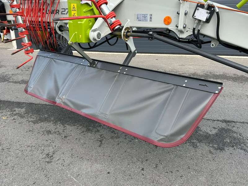 Сеноворошилка Claas Liner 2700: фото 16