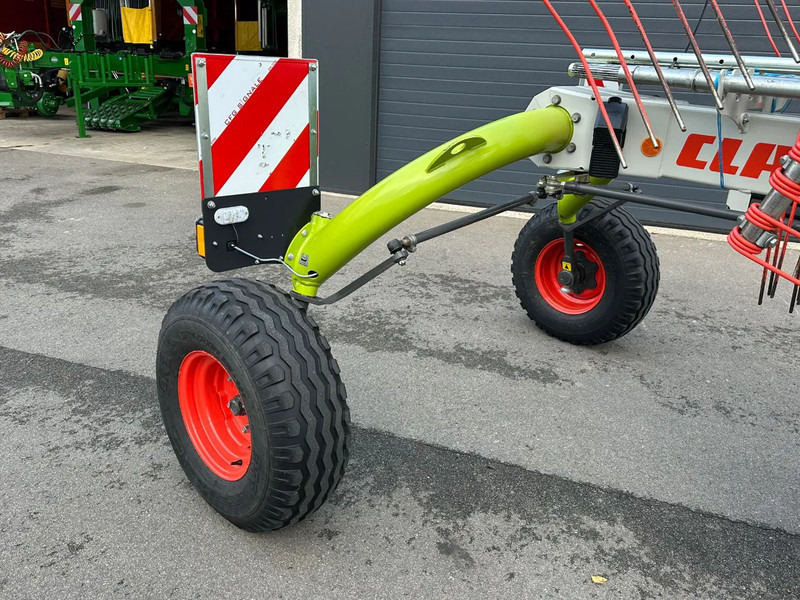 Сеноворошилка Claas Liner 2700: фото 20