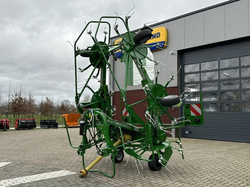 McHale Propel M6-770 - Сеноворошилка: фото 2 McHale Propel M6-770 - Сеноворошилка: фото 2