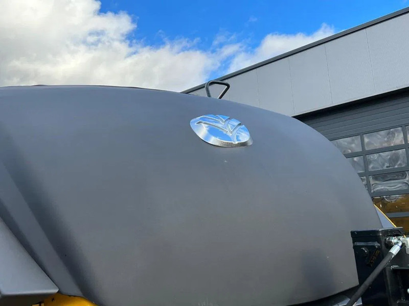 New Holland Bigbaler 1270 plus - Пресс-подборщик тюковый: фото 3 New Holland Bigbaler 1270 plus - Пресс-подборщик тюковый: фото 3