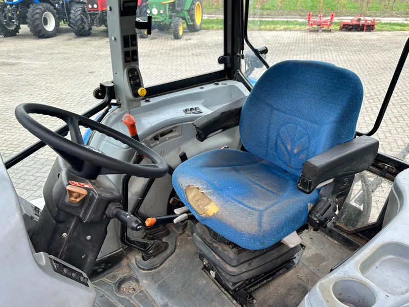 New Holland T5050 Hi-Lo Powershuttle - Трактор: фото 5 New Holland T5050 Hi-Lo Powershuttle - Трактор: фото 5