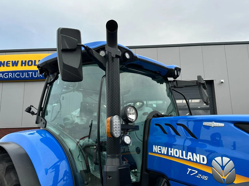 Трактор New Holland T7.245 Autocommand: фото 7