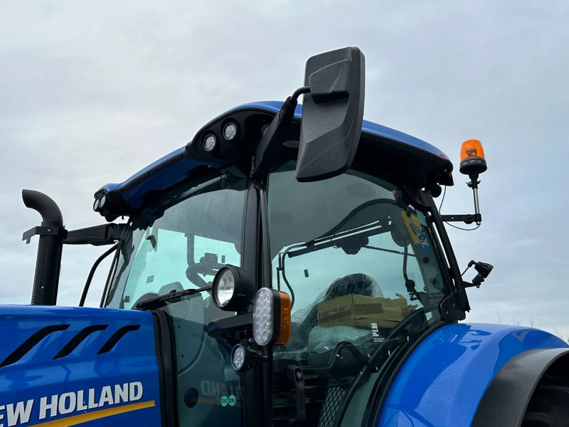 Трактор New Holland T7.245 Autocommand: фото 16