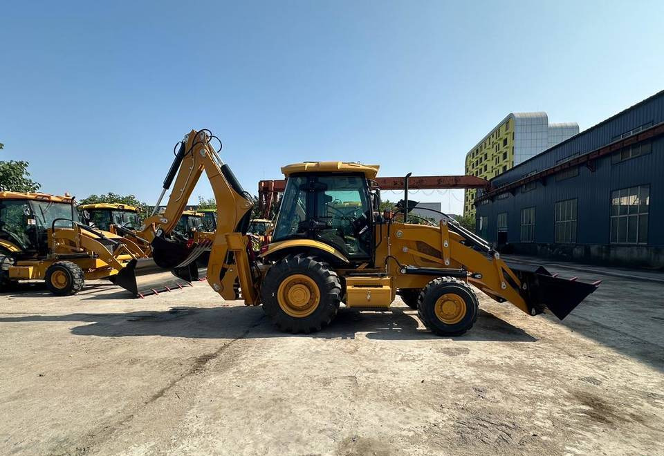 NEW MAXUS 3CX Backhoe Loader Only 150,000 PLN 2025 Model | НОВИЙ MAXUS 3CX Екскаватор-навантажувач Тільки 150,000 грн Модель 2025 рік - Экскаватор-погрузчик: фото 5 NEW MAXUS 3CX Backhoe Loader Only 150,000 PLN 2025 Model | НОВИЙ MAXUS 3CX Екскаватор-навантажувач Тільки 150,000 грн Модель 2025 рік - Экскаватор-погрузчик: фото 5