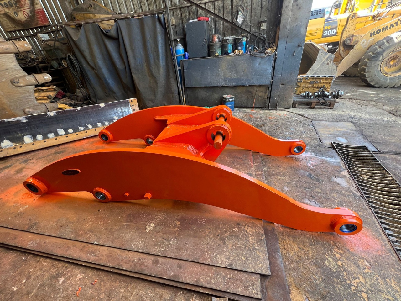 Hitachi ARM - Стрела для Строительной техники: фото 2 Hitachi ARM - Стрела для Строительной техники: фото 2