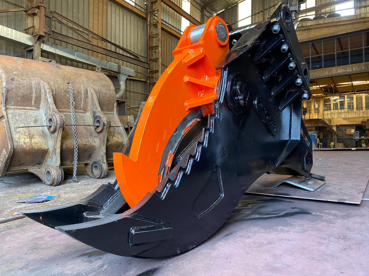 Cracker attacment - Гидроножницы для Строительной техники: фото 1 Cracker attacment - Гидроножницы для Строительной техники: фото 1