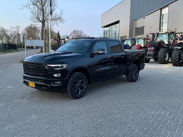 Dodge Ram 1500 Limited - Легковой автомобиль: фото 1 Dodge Ram 1500 Limited - Легковой автомобиль: фото 1
