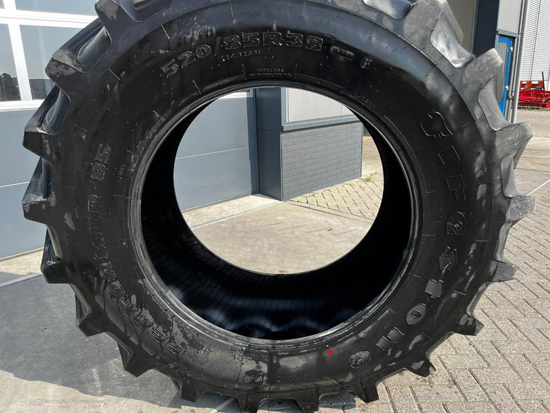 Firestone 520/85 R38 Performer 85 - Шины и диски для Сельскохозяйственной техники: фото 2 Firestone 520/85 R38 Performer 85 - Шины и диски для Сельскохозяйственной техники: фото 2