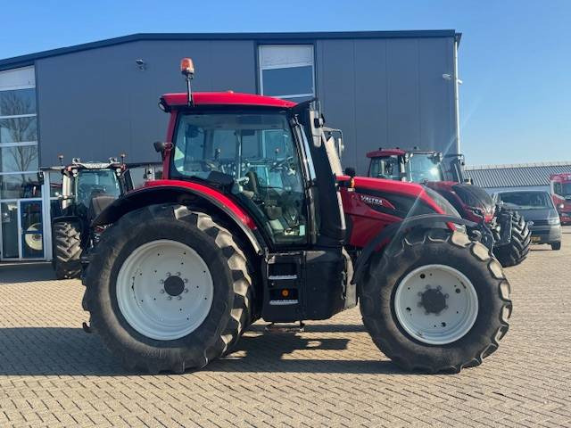 Valtra N134 Hitech - Трактор: фото 5 Valtra N134 Hitech - Трактор: фото 5