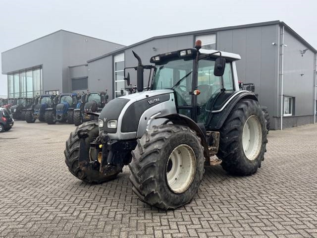 Valtra N141 hitech, Fronthef, Frontpto - Трактор: фото 1 Valtra N141 hitech, Fronthef, Frontpto - Трактор: фото 1