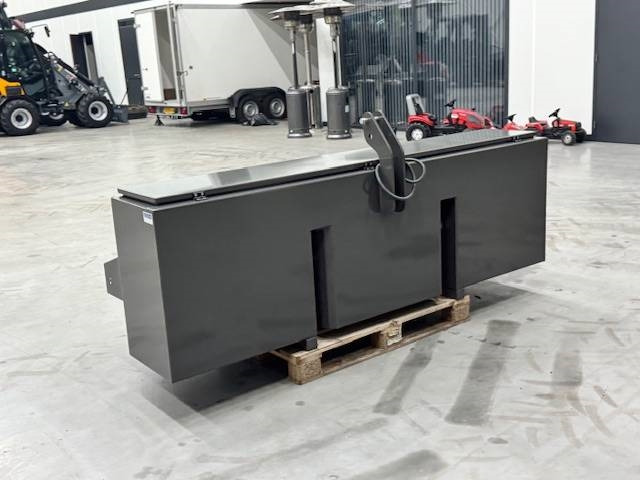 Fendt Frontkist, opbergbox - Запчасти для Сельскохозяйственной техники: фото 2 Fendt Frontkist, opbergbox - Запчасти для Сельскохозяйственной техники: фото 2