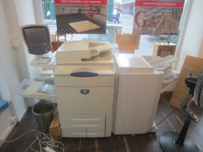 XEROX DC250 (Drucken, Kopieren, Scannen) mit Broschürenfinischer - Цифровая печатная машина: фото 1 XEROX DC250 (Drucken, Kopieren, Scannen) mit Broschürenfinischer - Цифровая печатная машина: фото 1