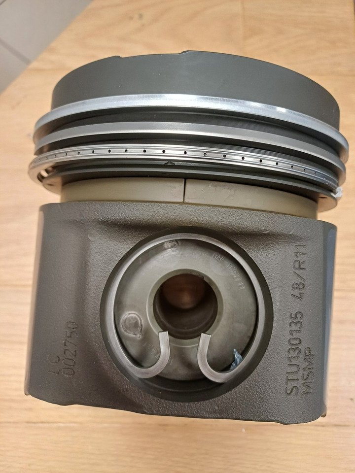 PACCAR - Поршень/ Кольцо/ Втулка: фото 1 PACCAR - Поршень/ Кольцо/ Втулка: фото 1