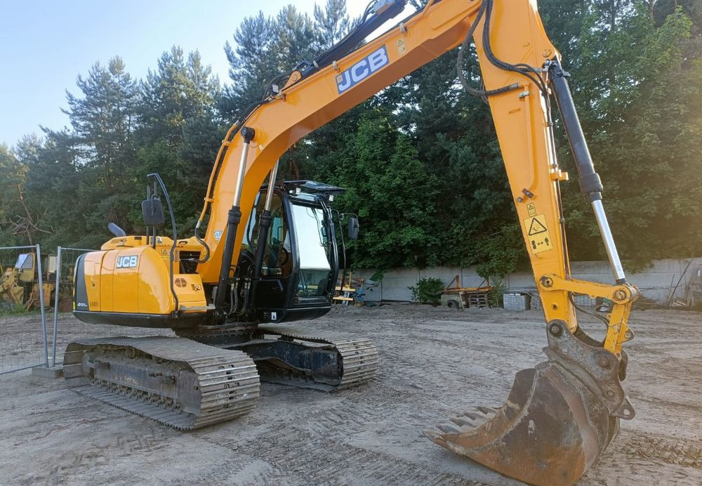 JCB 131 LC - Гусеничный экскаватор: фото 3 JCB 131 LC - Гусеничный экскаватор: фото 3