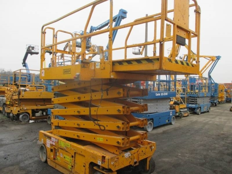 Genie GS 3246 - Ножничный подъемник: фото 4 Genie GS 3246 - Ножничный подъемник: фото 4