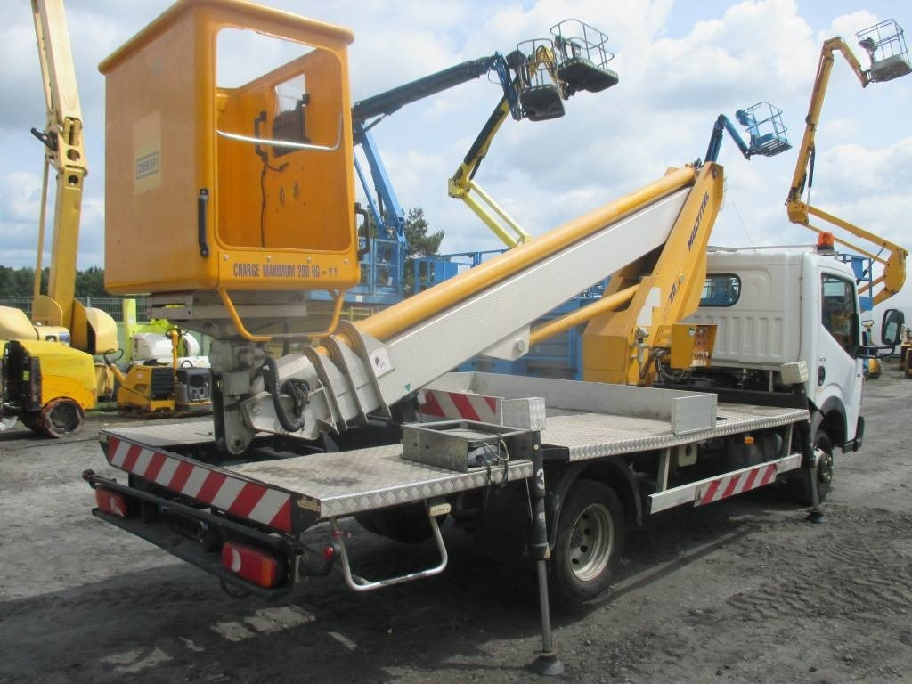 Multitel MT 202 DS - Грузовик с подъемником: фото 3 Multitel MT 202 DS - Грузовик с подъемником: фото 3