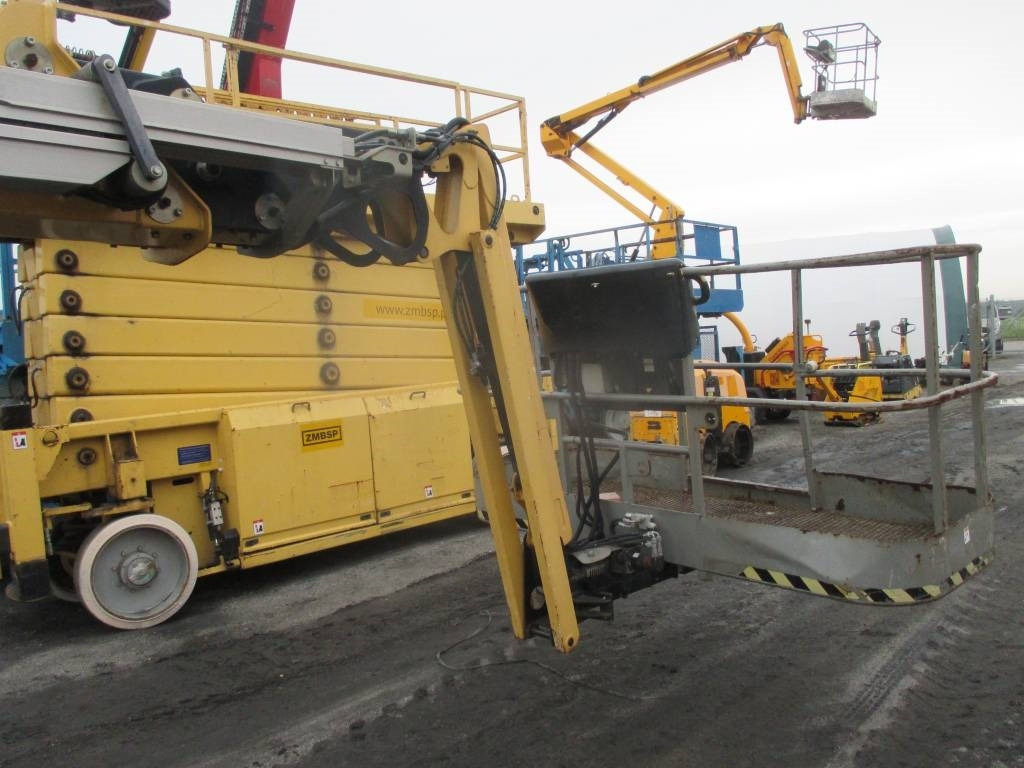 Коленчатый подъемник Niftylift HR 28 HYBRID: фото 13 Коленчатый подъемник Niftylift HR 28 HYBRID: фото 13