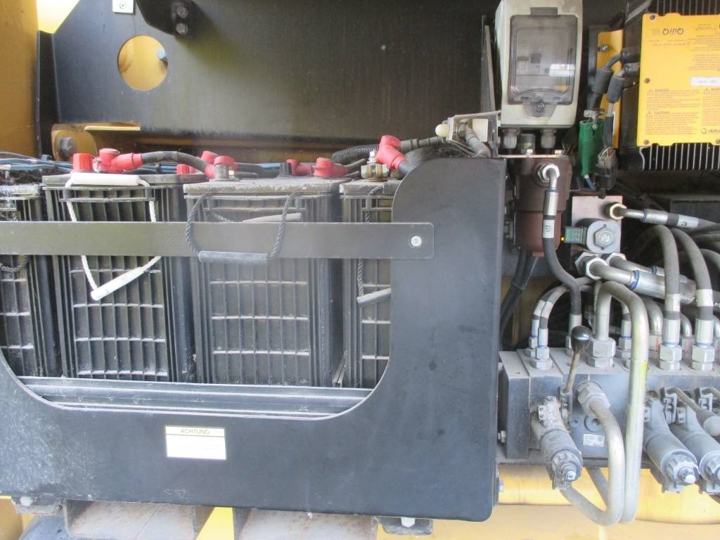 Коленчатый подъемник Niftylift HR 28 HYBRID: фото 16 Коленчатый подъемник Niftylift HR 28 HYBRID: фото 16