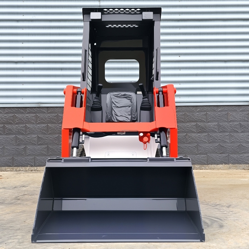 LEZUM LA670 Mini Small Skid Steer Loader Compact Track Diesel Mini Skid Steer Loader For Sale With Small Mini Skid Steer Attachments 4 In 1 Bucket - Мини-погрузчик с бортовым поворотом: фото 3 LEZUM LA670 Mini Small Skid Steer Loader Compact Track Diesel Mini Skid Steer Loader For Sale With Small Mini Skid Steer Attachments 4 In 1 Bucket - Мини-погрузчик с бортовым поворотом: фото 3