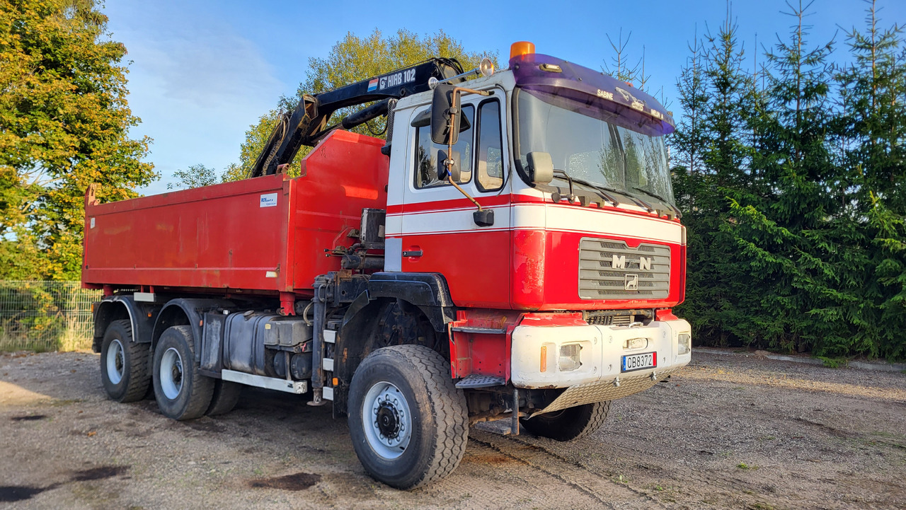 MAN 33.414 6X6 HIAB 102 33.414 - Самосвал: фото 2 MAN 33.414 6X6 HIAB 102 33.414 - Самосвал: фото 2