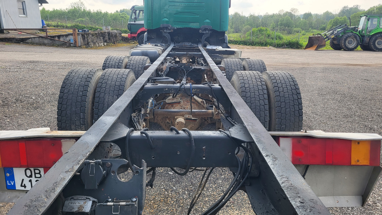 Грузовик-шасси SCANIA R124 420 6X4: фото 9 Грузовик-шасси SCANIA R124 420 6X4: фото 9