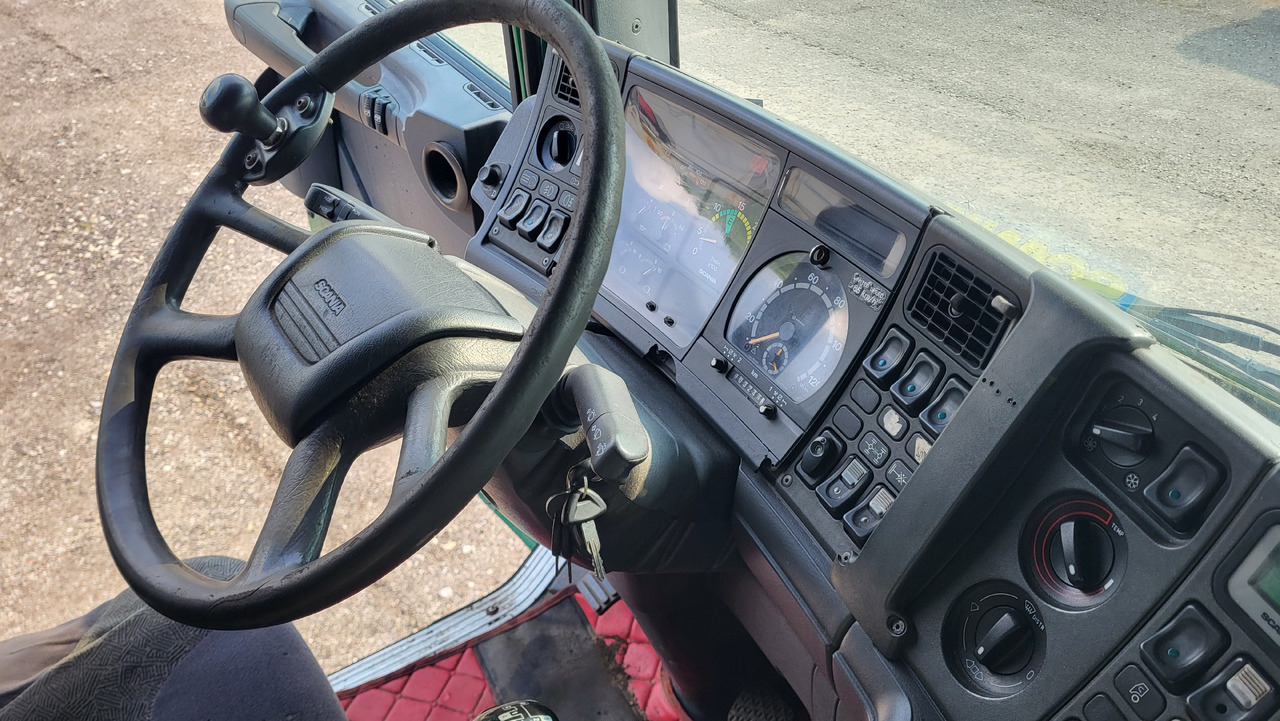 Грузовик-шасси SCANIA R124 420 6X4: фото 28 Грузовик-шасси SCANIA R124 420 6X4: фото 28