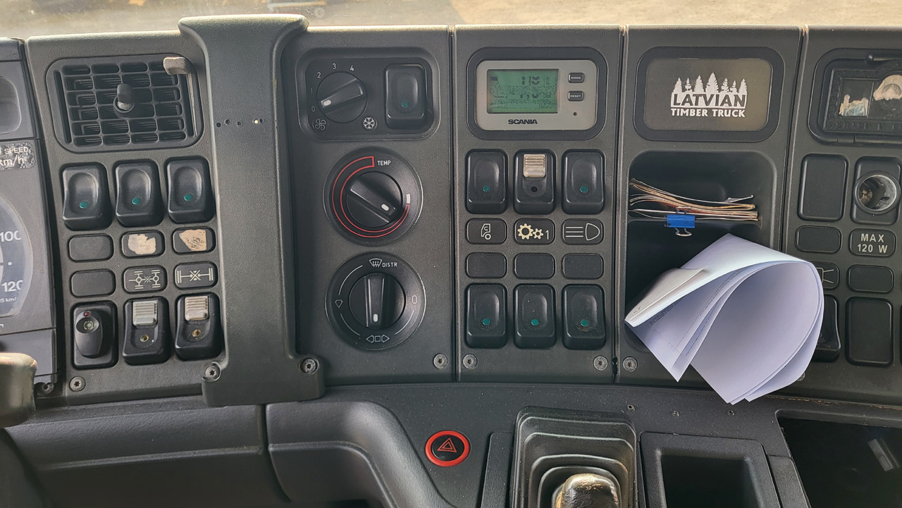 Грузовик-шасси SCANIA R124 420 6X4: фото 31 Грузовик-шасси SCANIA R124 420 6X4: фото 31