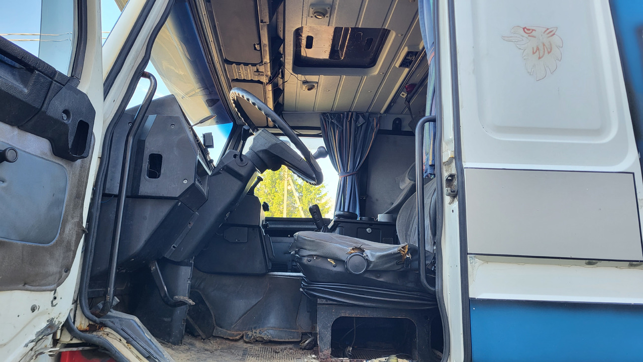 Тягач SCANIA R 142 H 6X2 SU KRANU: фото 30