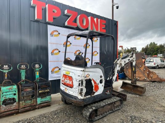 Bobcat E17 Canopy - Мини-экскаватор: фото 5 Bobcat E17 Canopy - Мини-экскаватор: фото 5