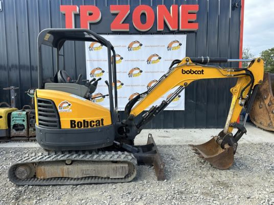 Bobcat E26 à 17500 € ht - Мини-экскаватор: фото 1 Bobcat E26 à 17500 € ht - Мини-экскаватор: фото 1