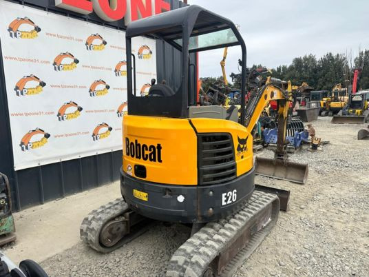Bobcat E26 à 19 500 € HT - Мини-экскаватор: фото 3 Bobcat E26 à 19 500 € HT - Мини-экскаватор: фото 3