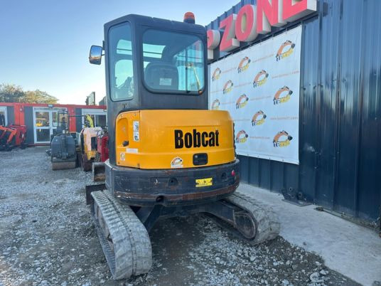 Bobcat E35 à 23 500 € HT - Мини-экскаватор: фото 4 Bobcat E35 à 23 500 € HT - Мини-экскаватор: фото 4