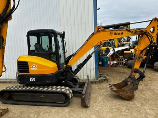 Bobcat E50 - Мини-экскаватор: фото 3 Bobcat E50 - Мини-экскаватор: фото 3