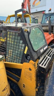 Bobcat S70 - Мини-погрузчик с бортовым поворотом: фото 3 Bobcat S70 - Мини-погрузчик с бортовым поворотом: фото 3