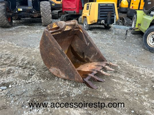 Godet terrassement pour case - Ковш для экскаватора: фото 1 Godet terrassement pour case - Ковш для экскаватора: фото 1