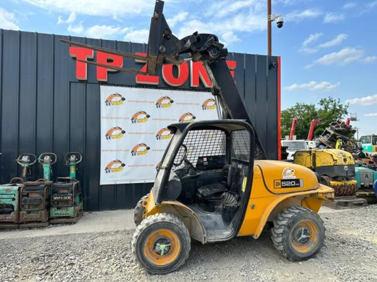 JCB 520-40 à 23500 € HT - Телескопический погрузчик: фото 2 JCB 520-40 à 23500 € HT - Телескопический погрузчик: фото 2