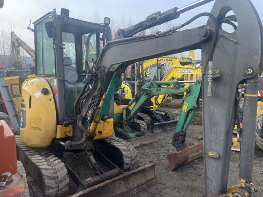 Komatsu PC26MR-3 - Мини-экскаватор: фото 2 Komatsu PC26MR-3 - Мини-экскаватор: фото 2