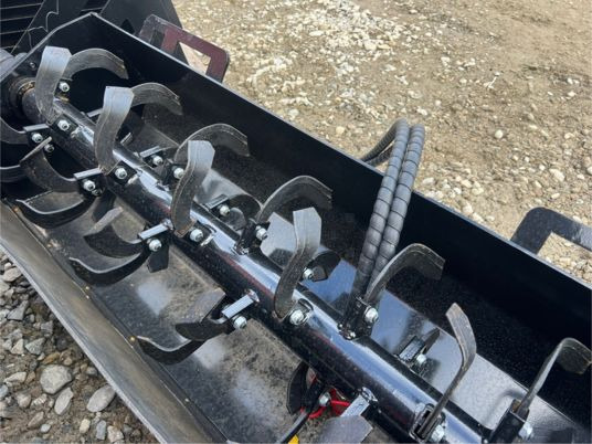 Rotavator / herse rotative pour chargeur - Почвофреза: фото 4 Rotavator / herse rotative pour chargeur - Почвофреза: фото 4