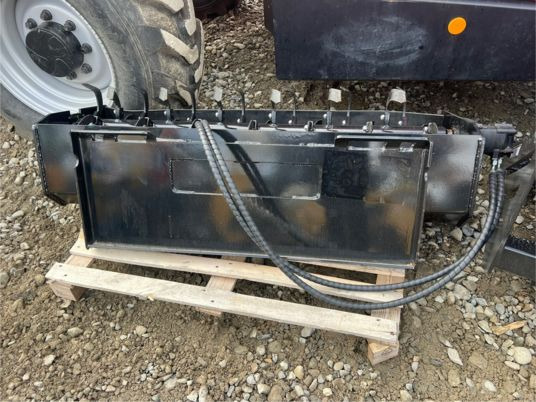 Rotavator / herse rotative pour chargeur - Почвофреза: фото 3 Rotavator / herse rotative pour chargeur - Почвофреза: фото 3