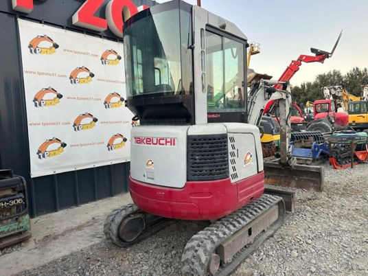 Takeuchi TB23R Cabine à 17 500 € HT - Мини-экскаватор: фото 3 Takeuchi TB23R Cabine à 17 500 € HT - Мини-экскаватор: фото 3