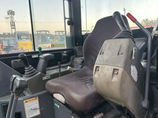 Мини-экскаватор Takeuchi TB23R Cabine à 17 500 € HT: фото 6