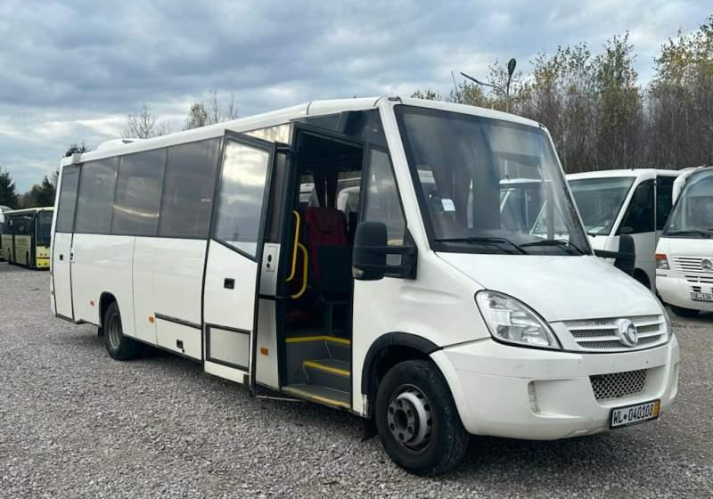 Iveco Daily Kutsenits 2011 Rossero, Prodig - Микроавтобус, Пассажирский фургон: фото 1 Iveco Daily Kutsenits 2011 Rossero, Prodig - Микроавтобус, Пассажирский фургон: фото 1