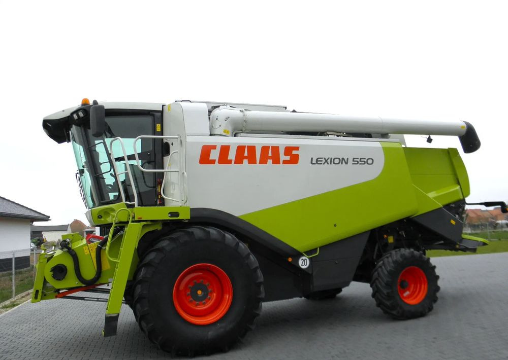 Claas Lexion 550 2008 Rok, Nowsza Wersja, Nie Malowany, Stan Idealny - Зерноуборочный комбайн: фото 3 Claas Lexion 550 2008 Rok, Nowsza Wersja, Nie Malowany, Stan Idealny - Зерноуборочный комбайн: фото 3
